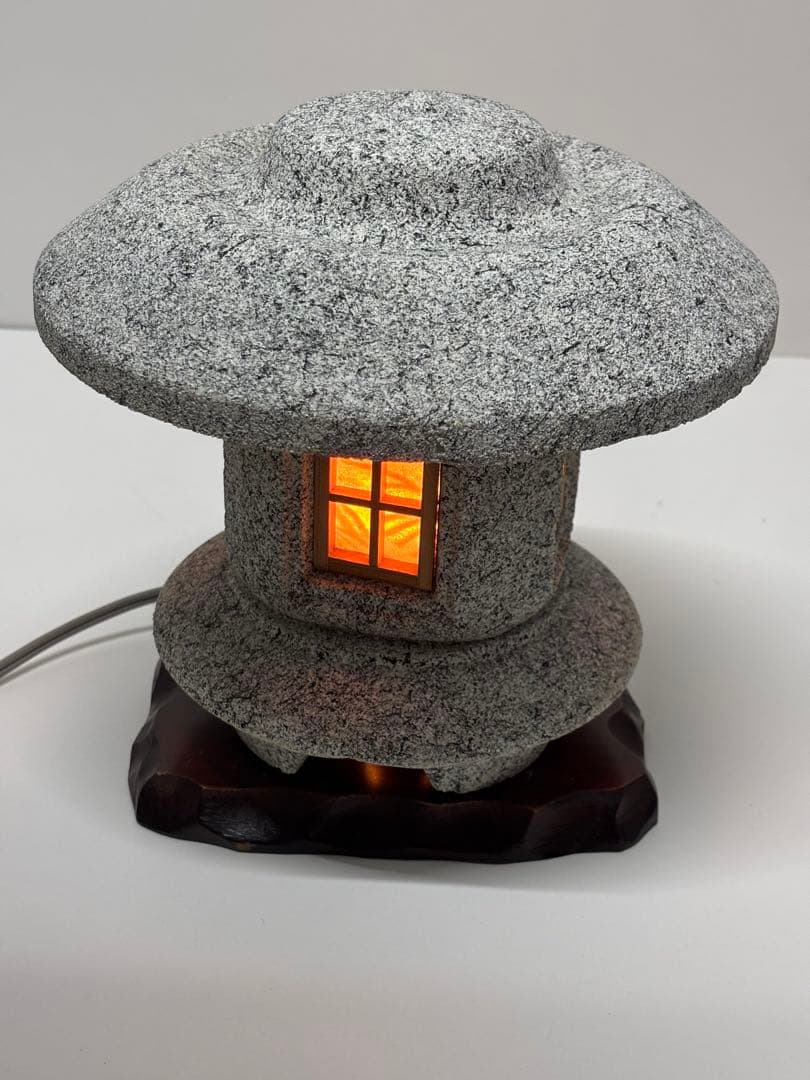 #和風 ミニ石灯籠 ランプ付き　H-C