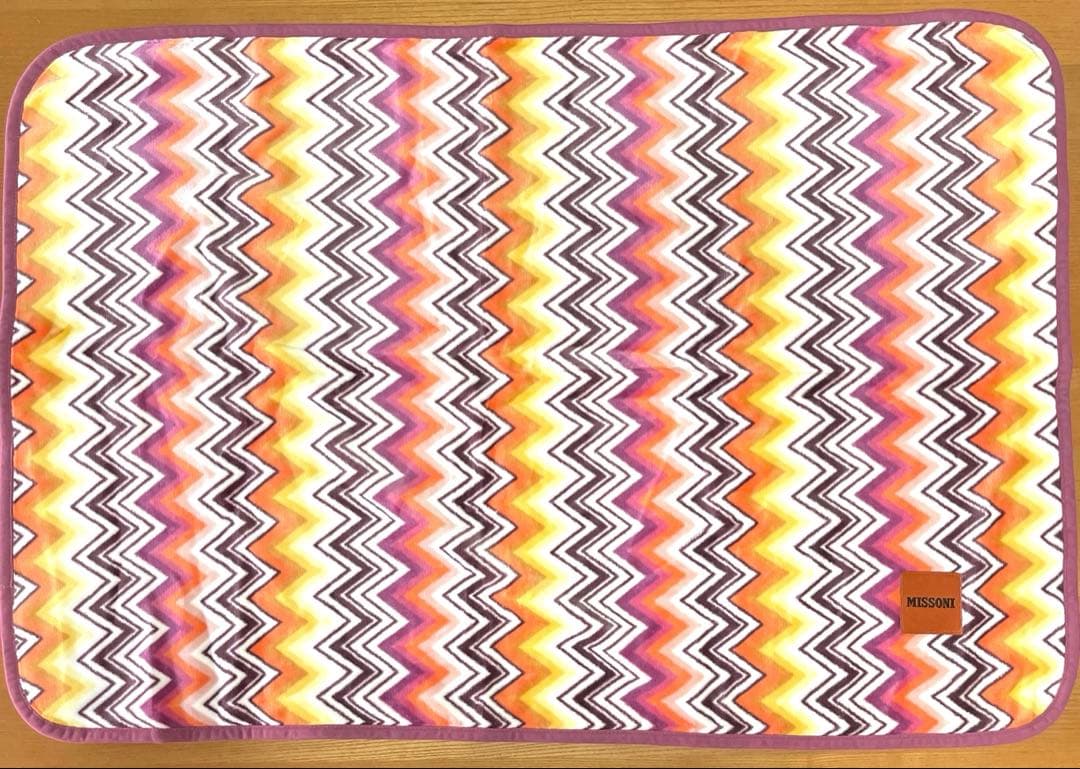 ミッソーニ　お膝掛け　MISSONI 新品未使用　クォーターケット　日本製