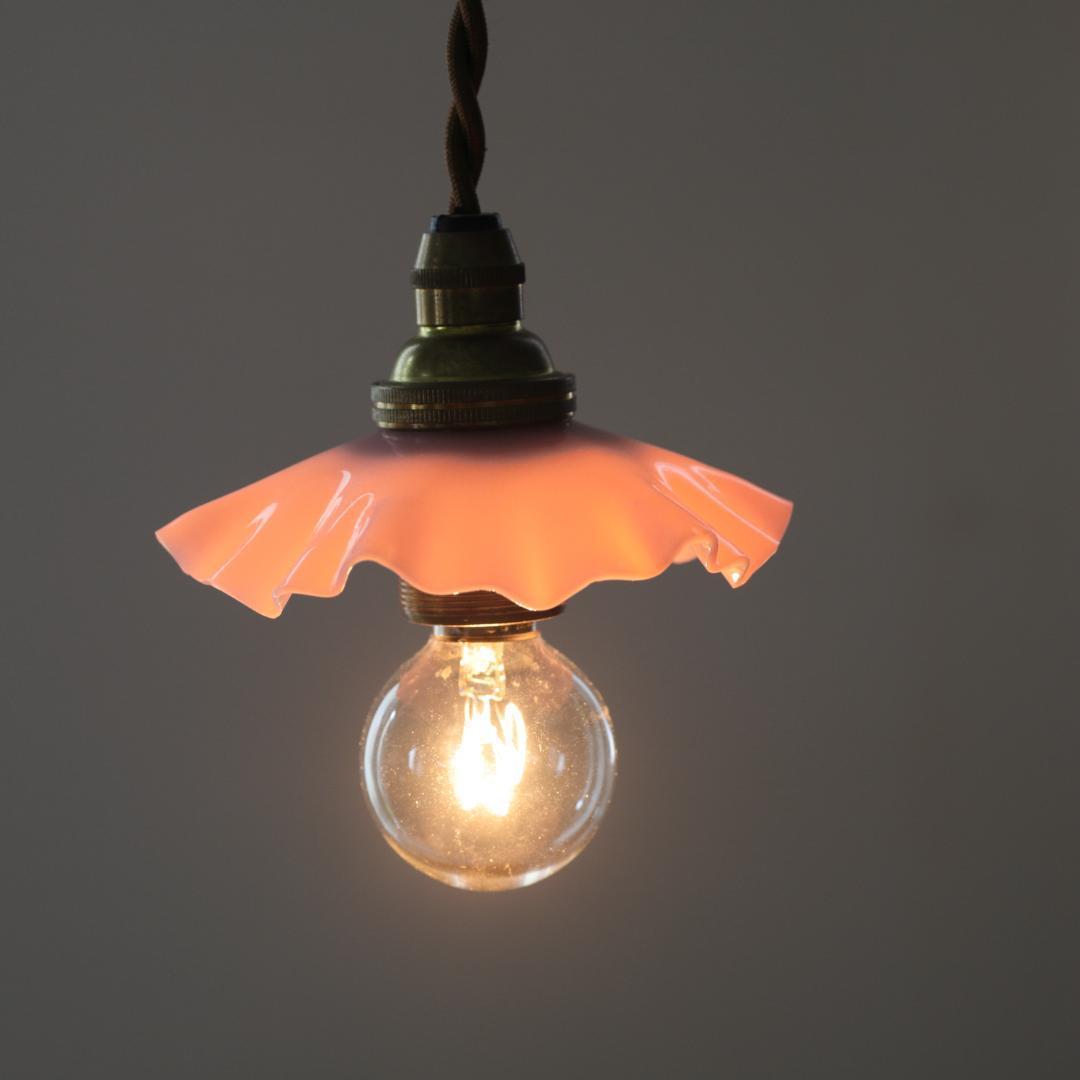 フランスアンティーク　ピンクミルクガラス　ミニシェードE/シャンデリアランプ