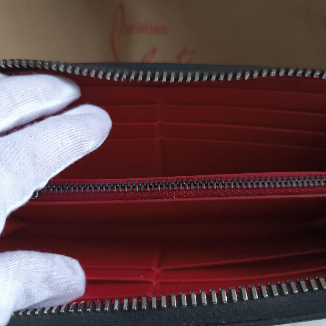 Christian Louboutin 長財布 レッド