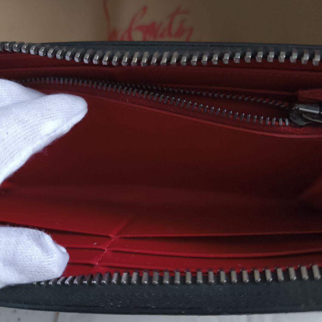 Christian Louboutin 長財布 レッド