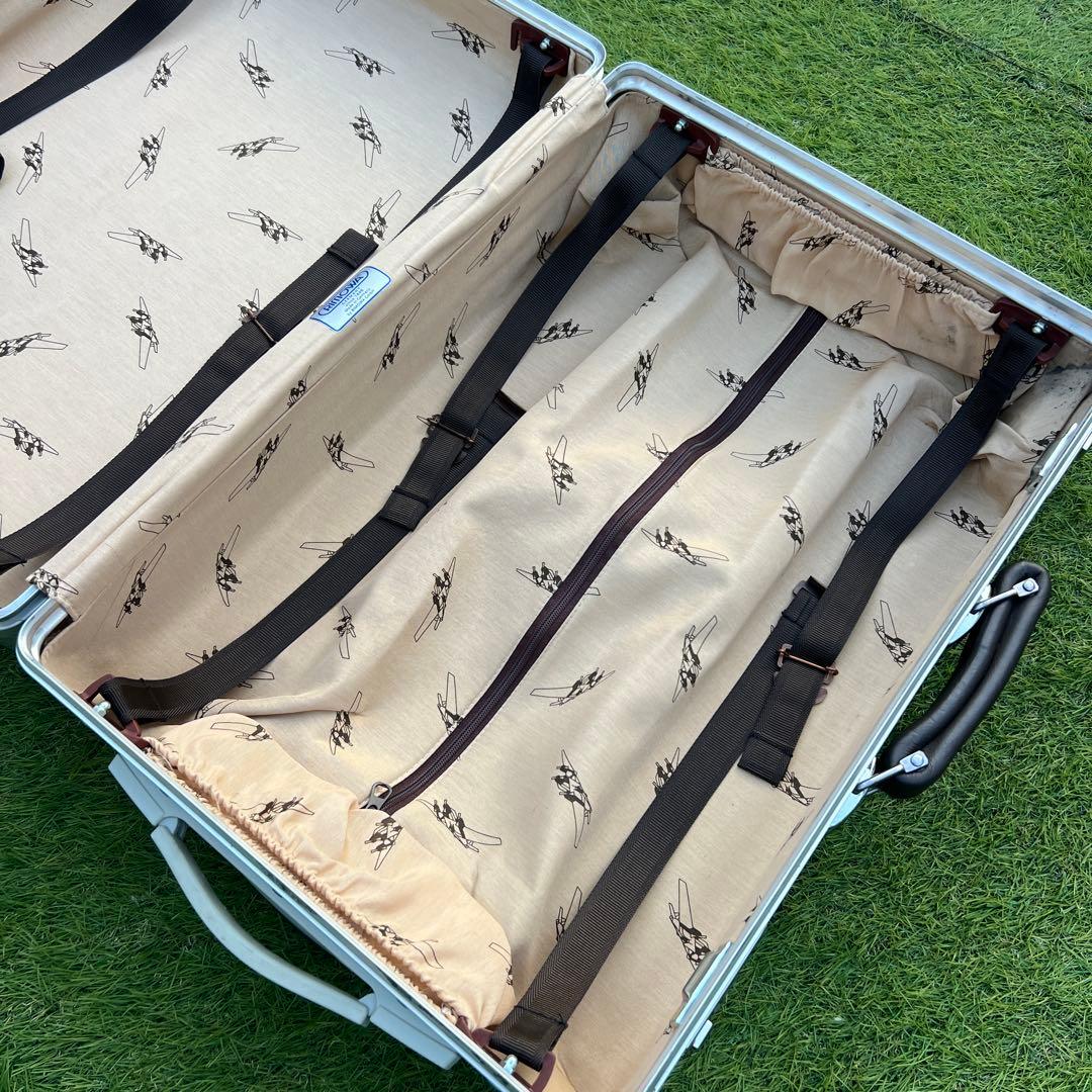 H*G様 廃盤 レア 二輪リモワクラシックフライト 機内持ち込みサイズ