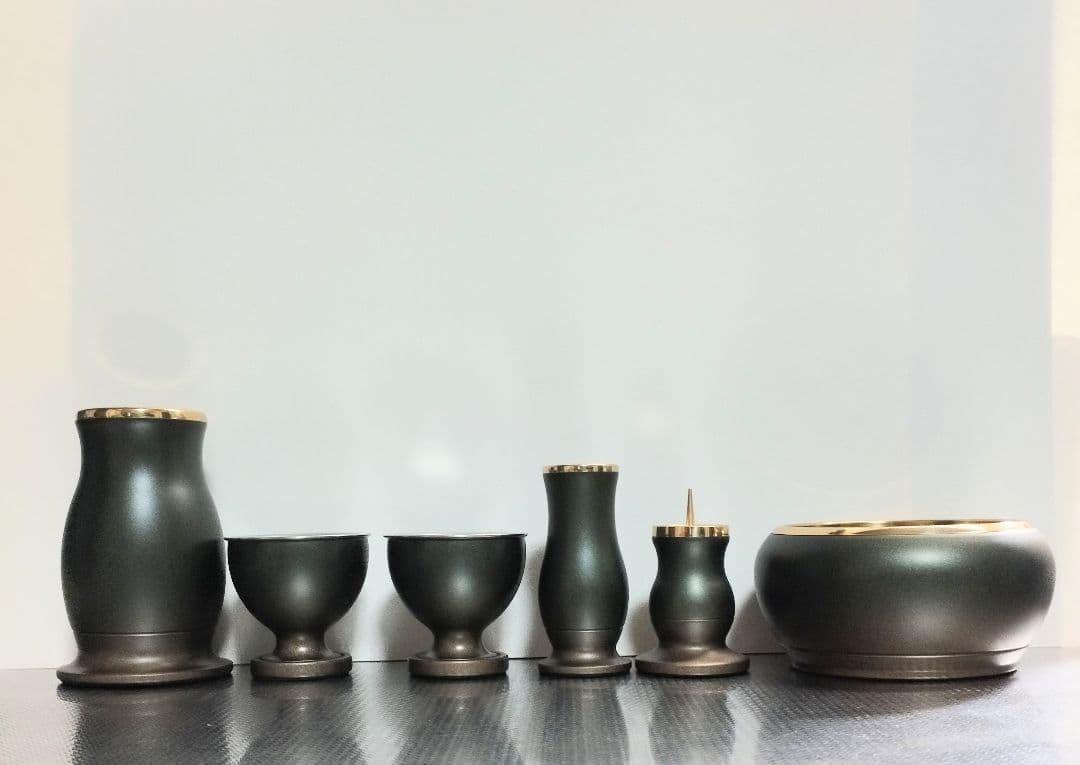 値下げ【新品・未使用】モダン仏具セット3.0寸緑茶マット