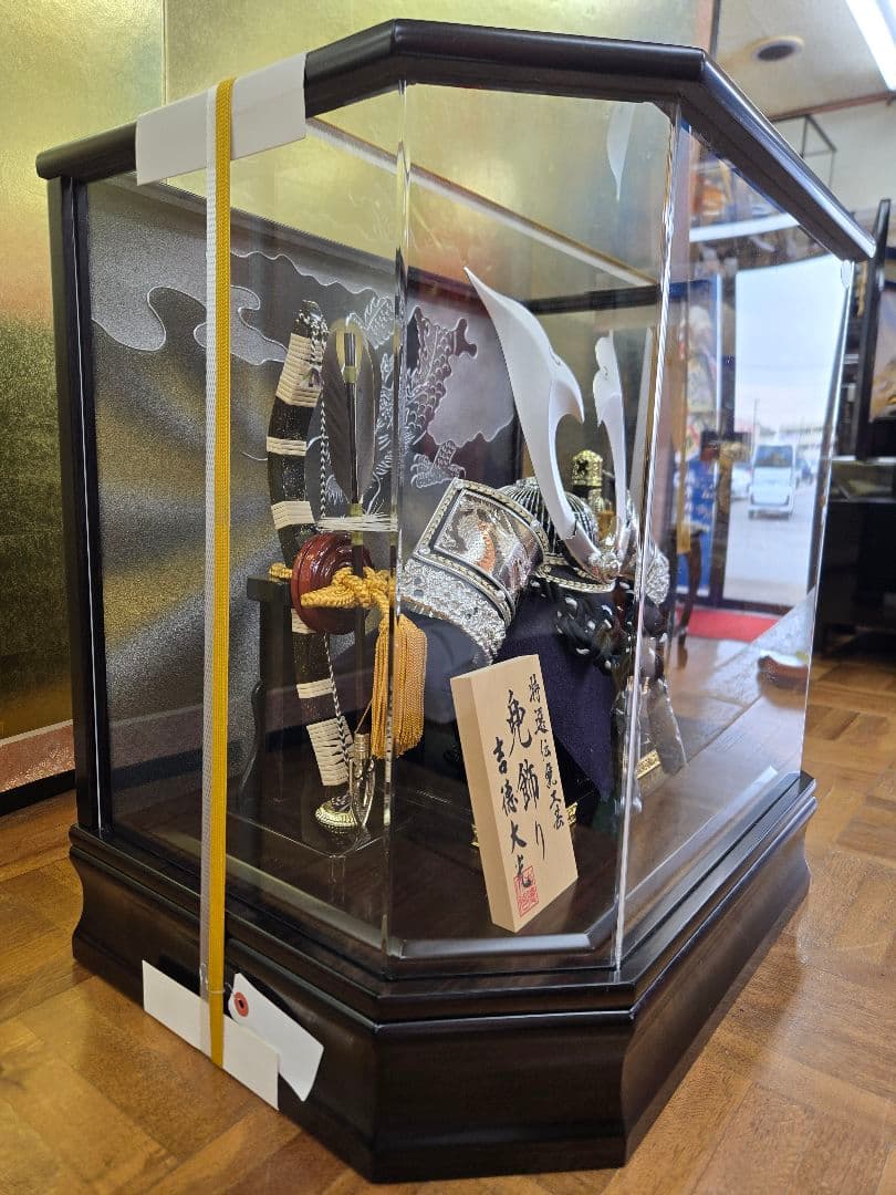【展示品限り】五月人形　兜　鍬形　ケース飾り　※閉店セール　K30