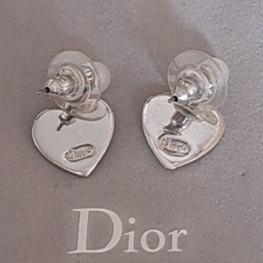 バレンタインSALE ディオールピアス ハート ロゴパール シルバー 美品