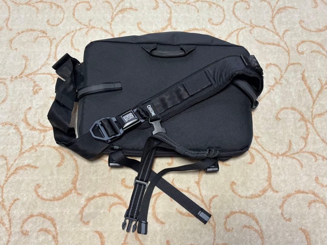 CHROME カデット マックス 15L 防水