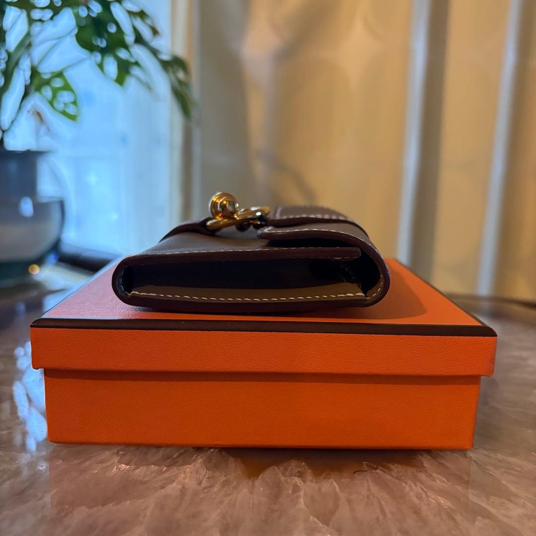 【新品貴重】HERMES Glenan コンパクトウォレット　エトープ　ゴールド