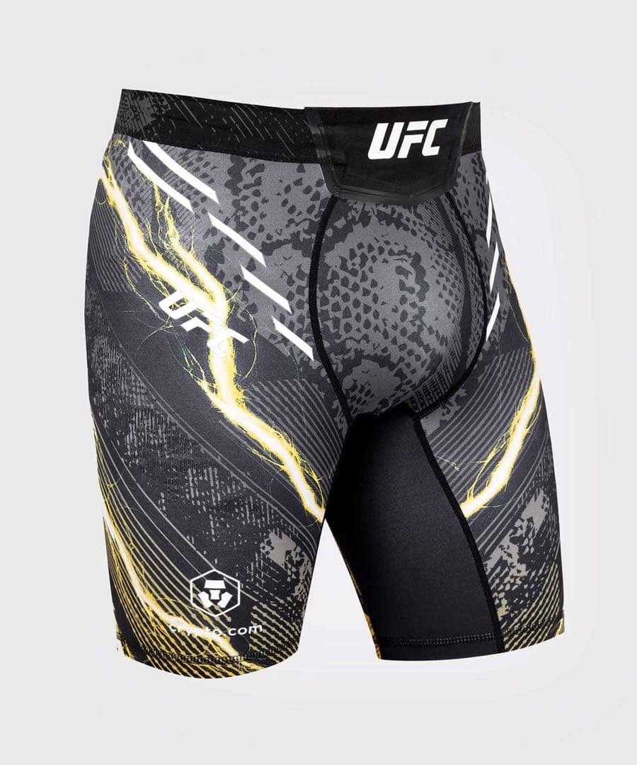 年内限定価格！UFC Venum限定版！アデサニヤ　ファイトショーツパンツ