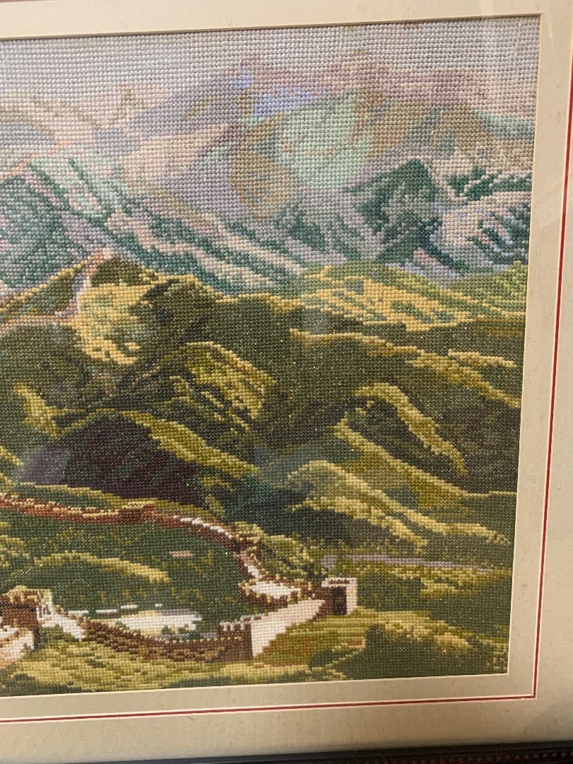 大きな刺繍絵　万里の頂上　オブジェ