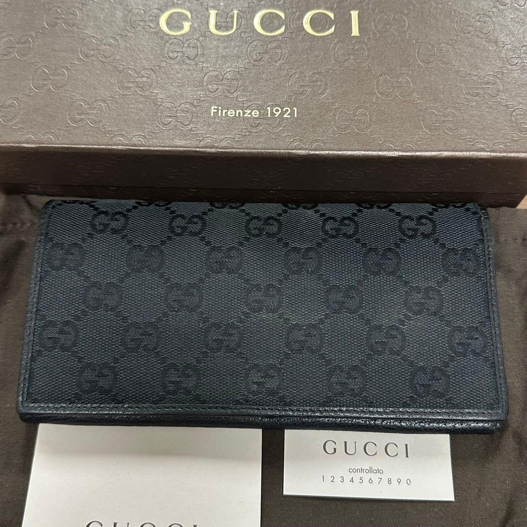 新品同様‼️ グッチ　GUCCI 財布　二つ折り　長財布　GGキャンバス