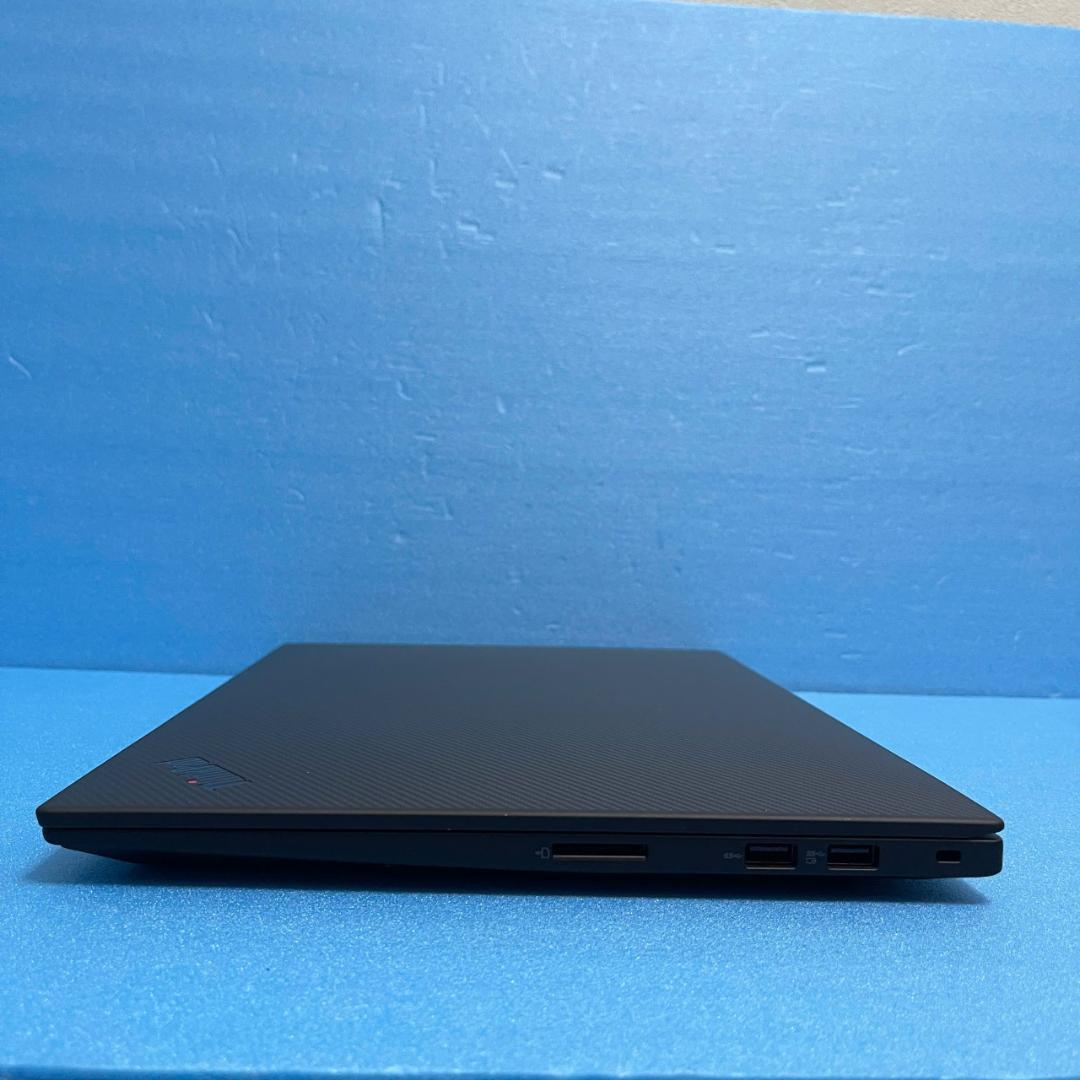 ThinkPad P1 Gen 4 | 4K+ | i7・32GB・1TB
