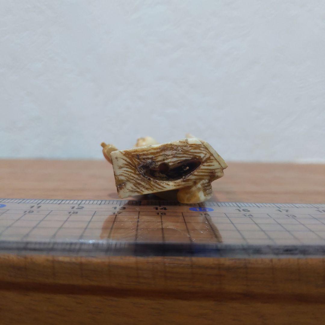 時代提物 人物根付 天然素材【大工棟梁】高さ約5cm 重さ約18ｇ ☆いなせな人