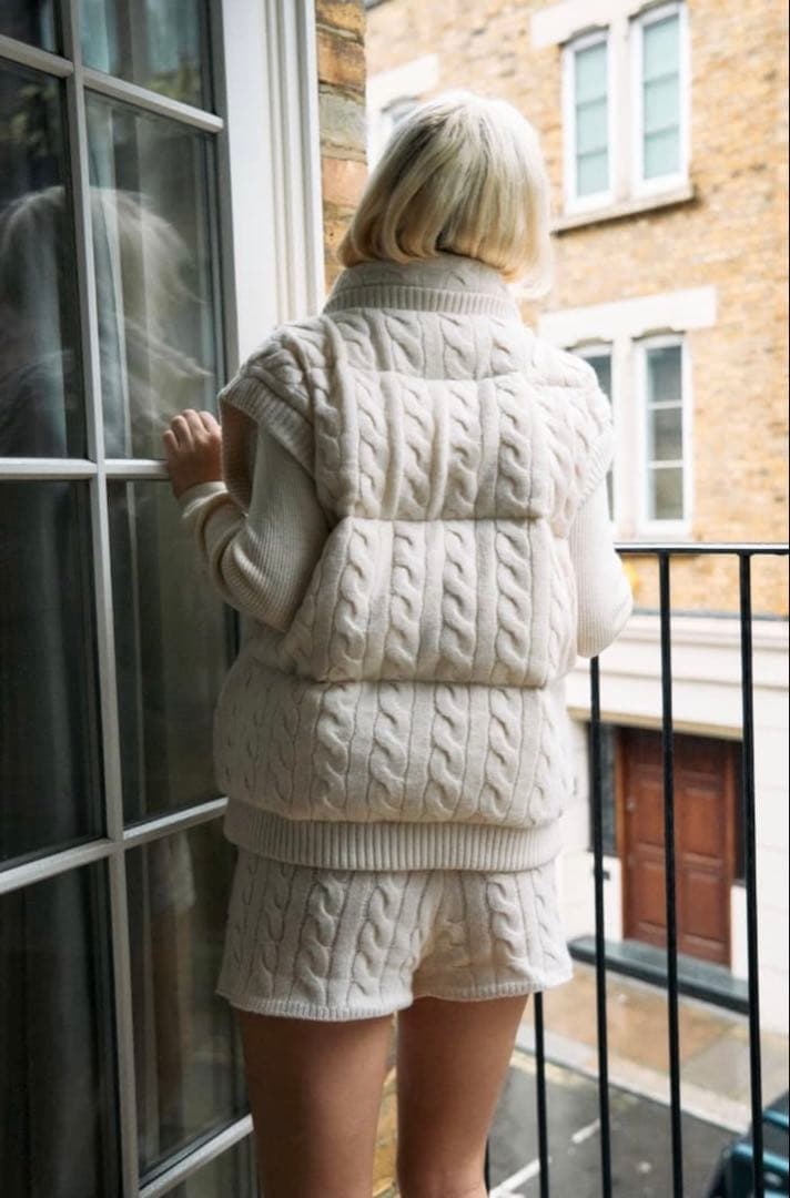 The toe Shard Knit Down ホワイト