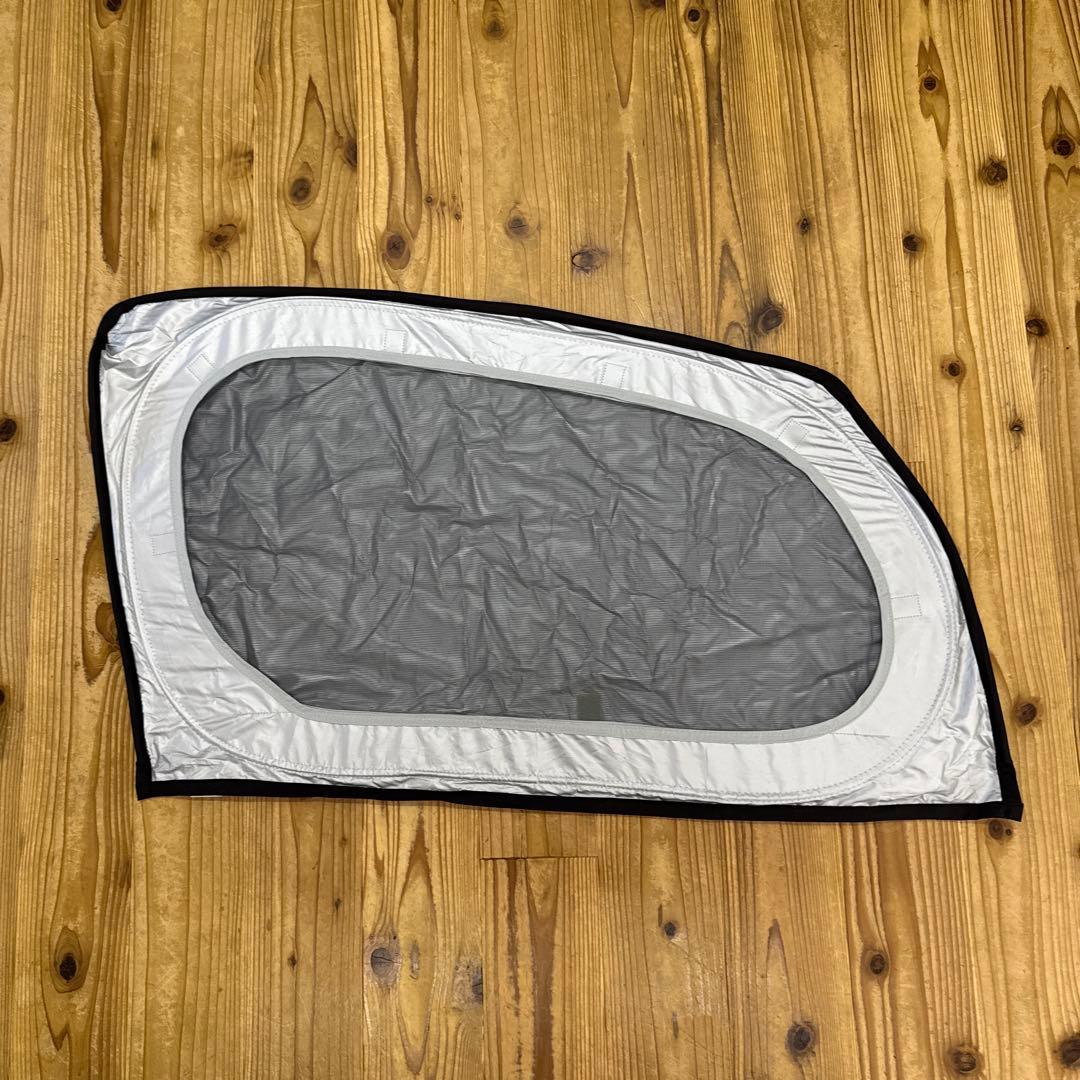 デリカd5純正サンシェード