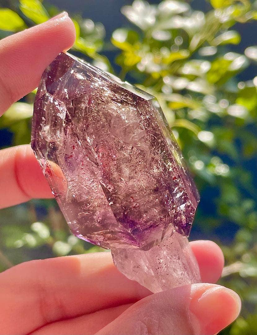虹入り！アメジストスーパーセブン 骸骨水晶　アメジストエレスチャル　原石　天然石