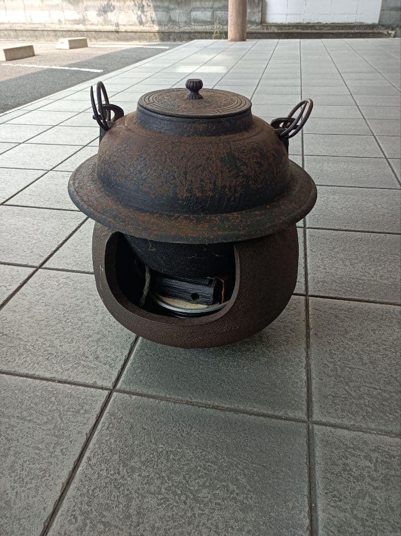 骨董品！京都保管、鉄瓶、香炉、モロモロ！お話し中！