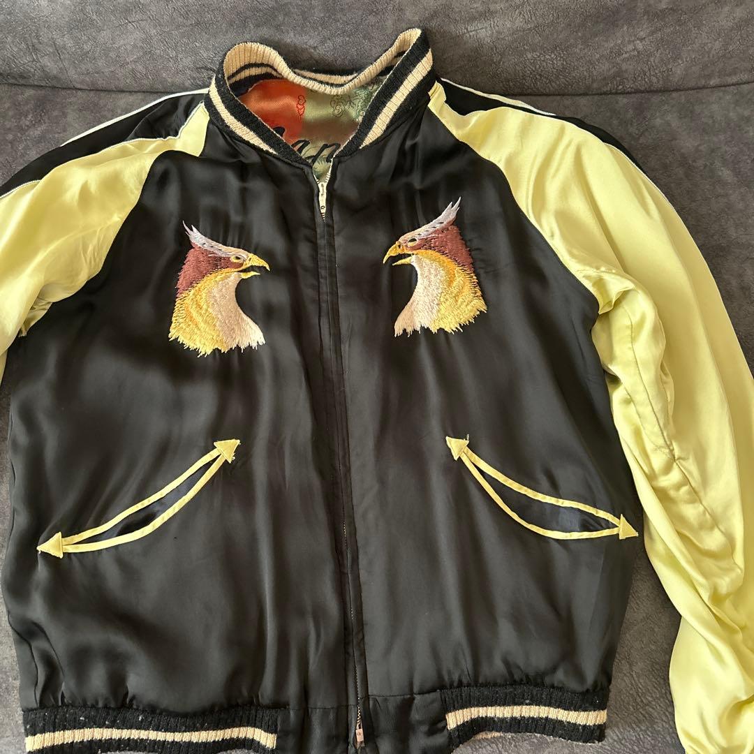 港商　スカジャン