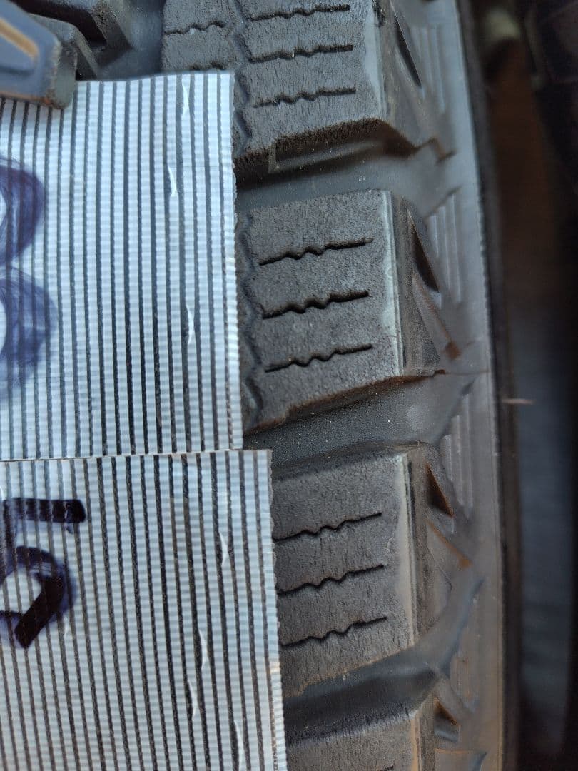 ブリヂストン DM-V3 225/65R17 2021年製２本セット