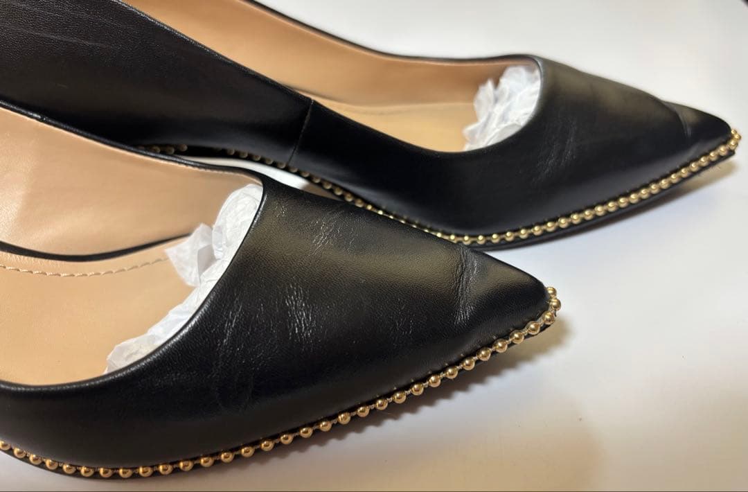【USED】COACHコーチWilla pump スタッズアクセント 24.0