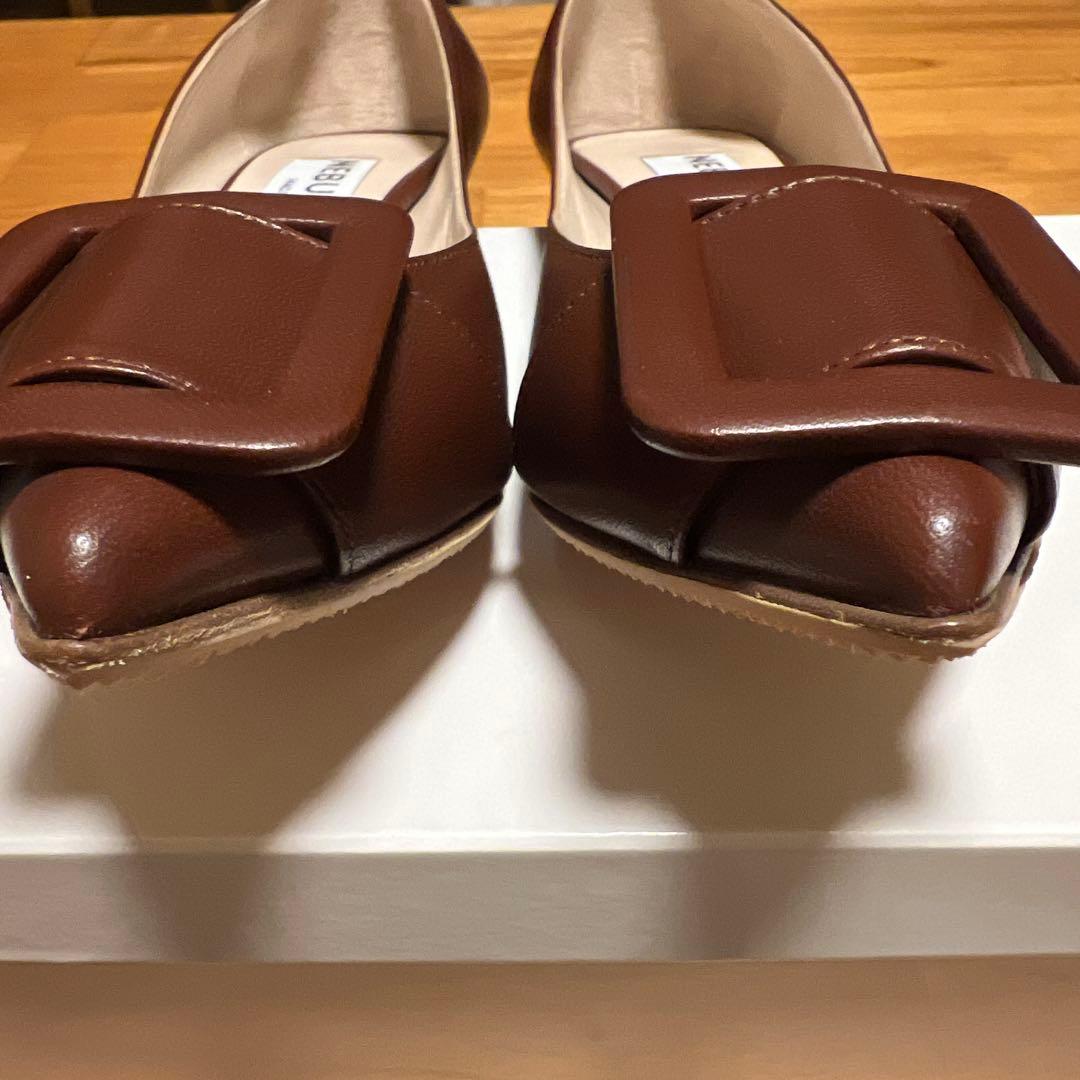 ネブローニ　別注　バックルパンプス