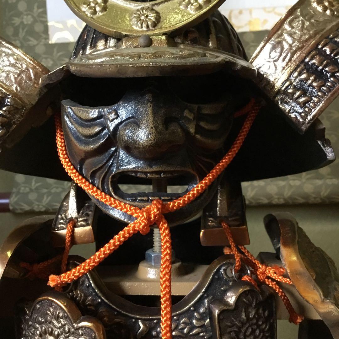 高級美術品　鎧置物　台付き