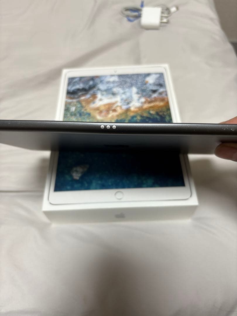 Apple ipad 第8世代 32GB バテッリー容量89%