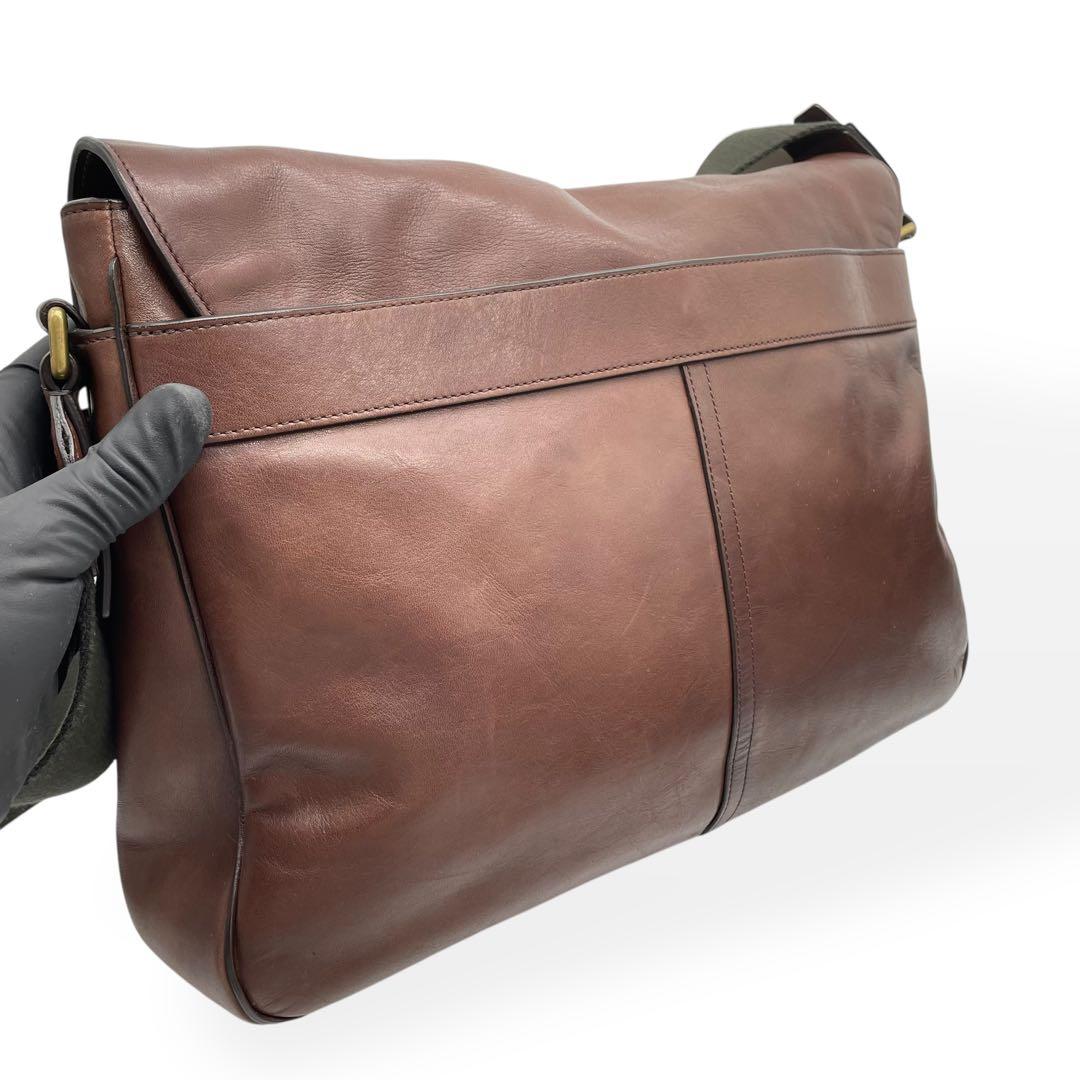 極美品　COACH コーチ　メッセンジャーバッグ　ショルダーバッグ　ブラウン