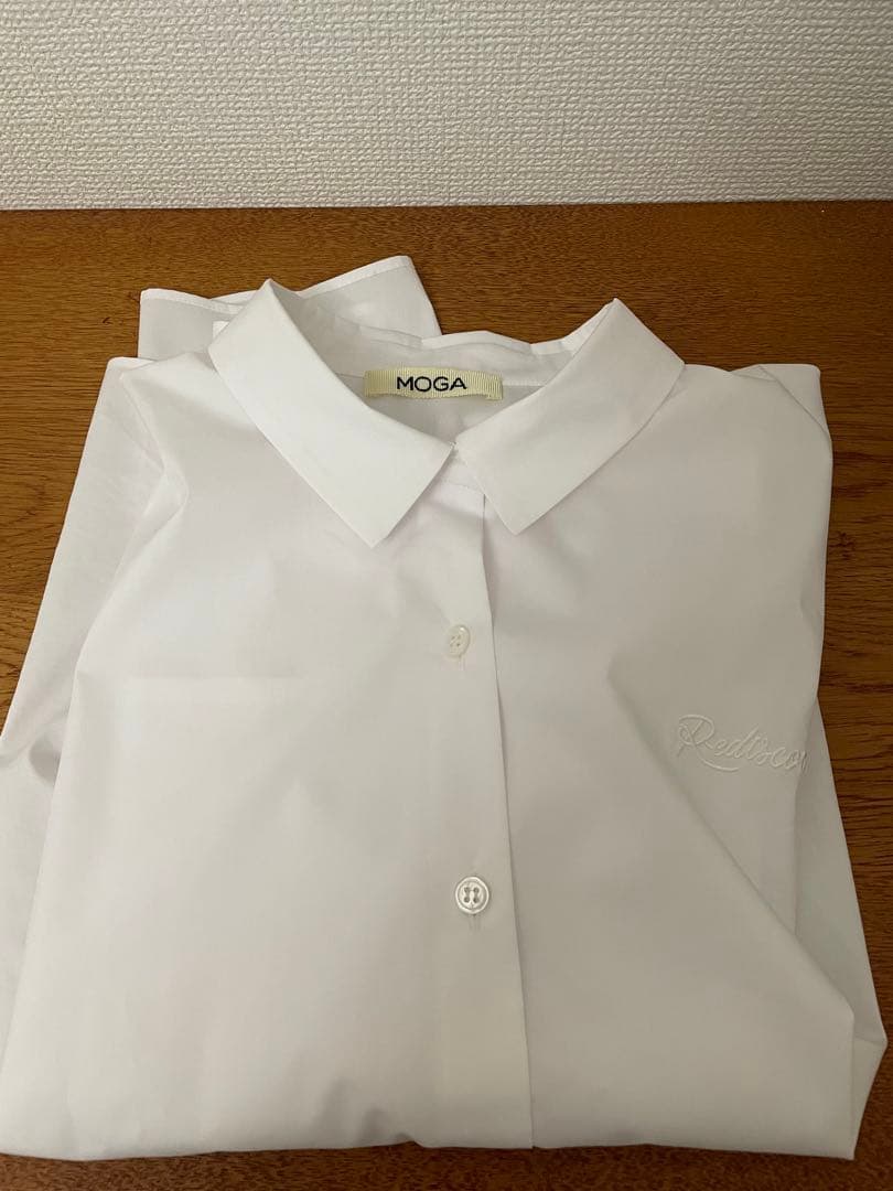 MOGA SHOGO SEKINE×MOGAコラボ刺繍シャツ　ホワイト