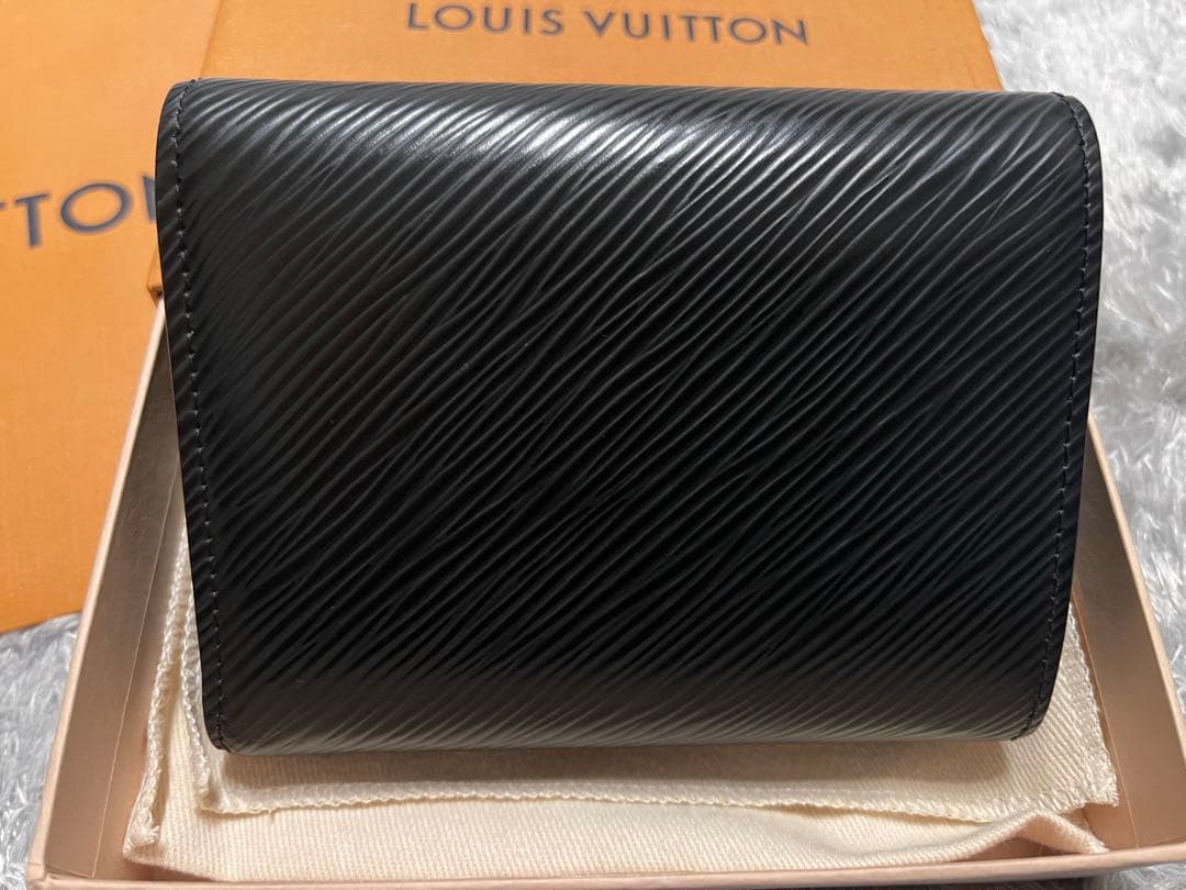 ［美品］LOUIS VUITTON ポルトフォイユ　エピ　三つ折りルイ・ヴィトン