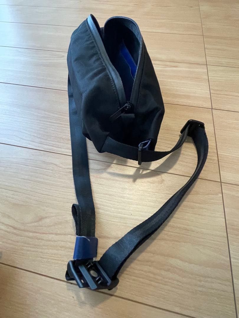 FREITAG ボディバッグ 黒