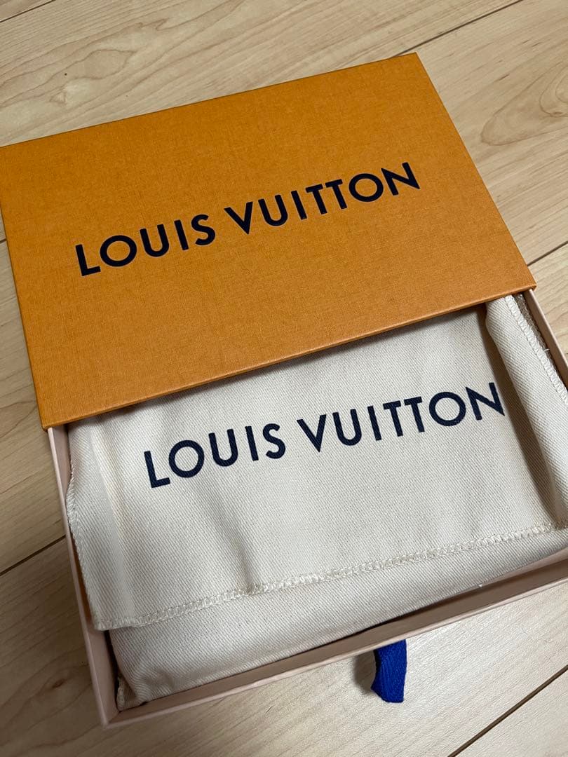 ルイヴィトン　シュプリーム　長財布　あ