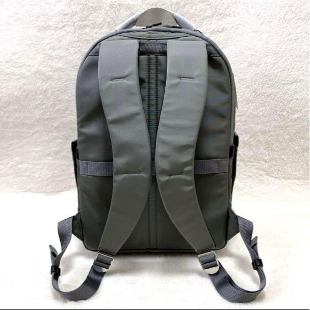 Evoon エボーン　ビジネスリュック　バックパック　大容量　軽量　新品　タグ付