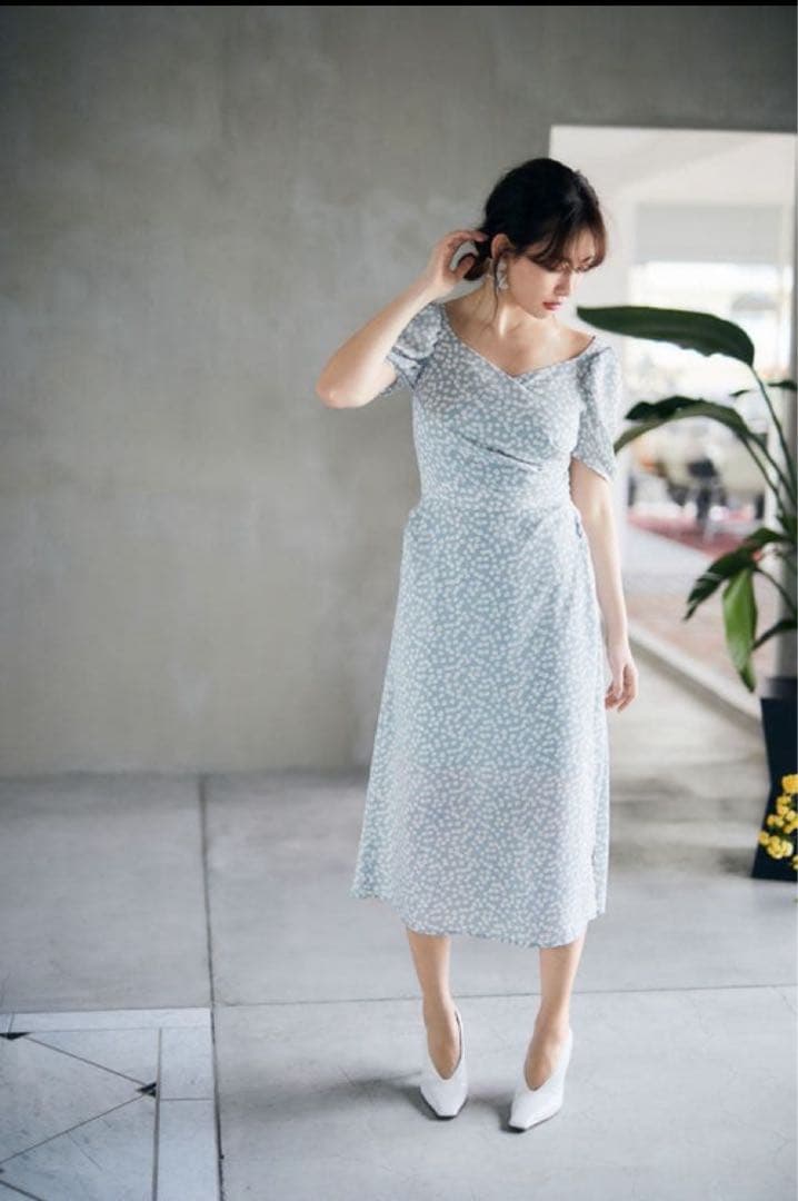 ワンピース Cherry Pattern Cache-Coeur One-Piece