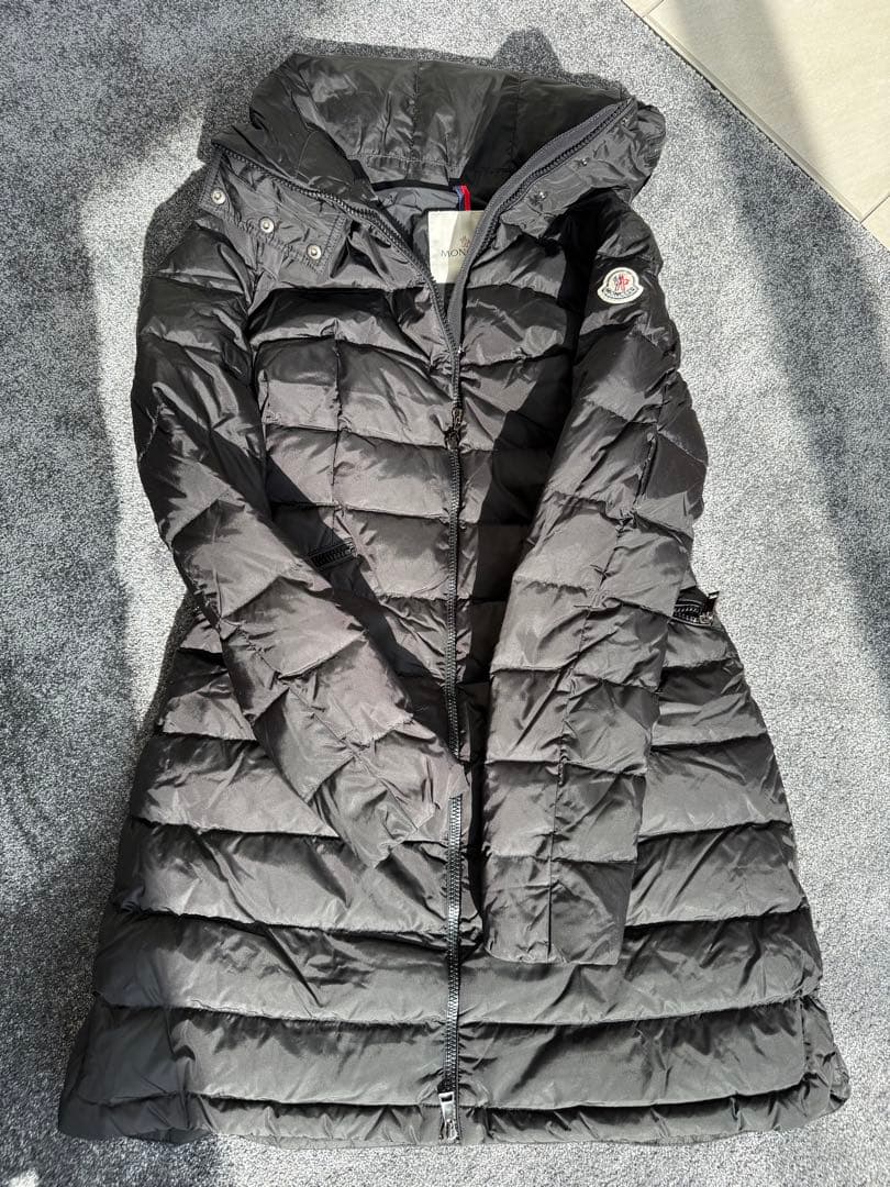 Moncler 黒 ロングダウンジャケット