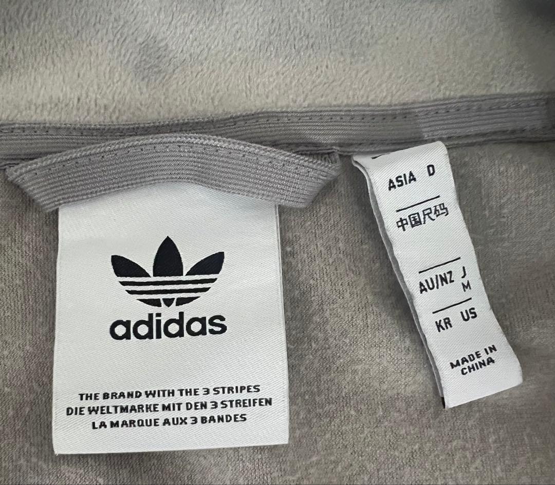 adidas ベロアトラックジャケット