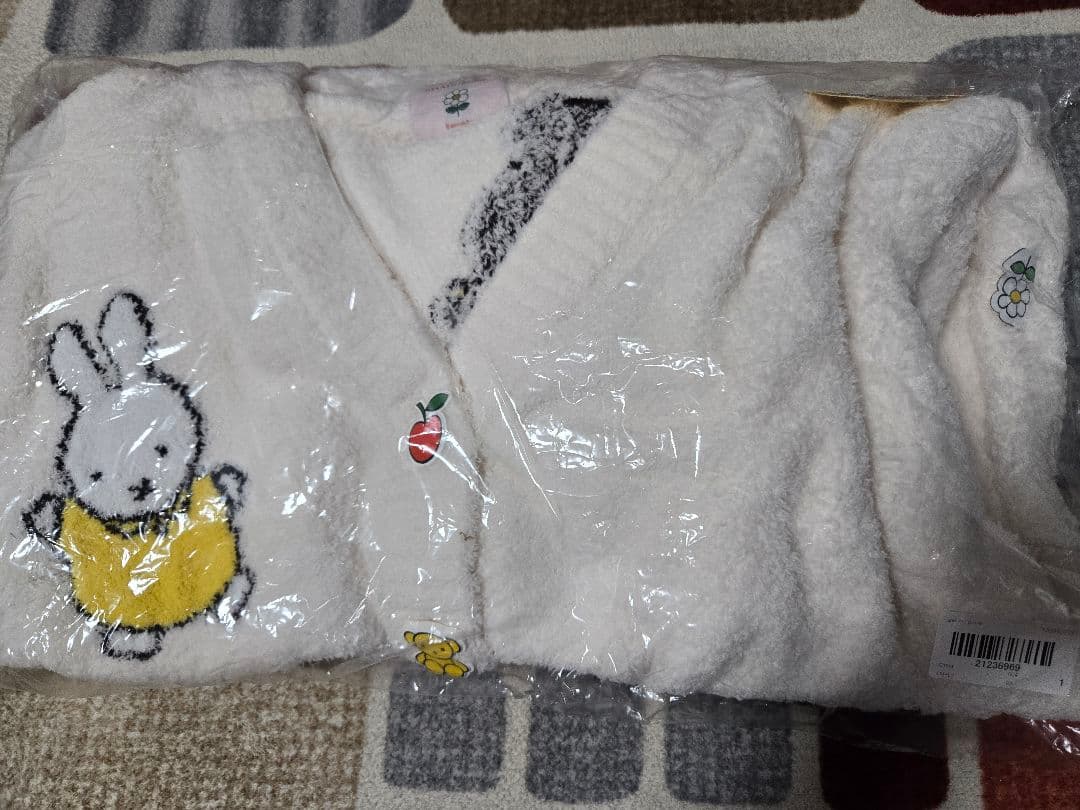 ア*ス様 ジェラートピケ　ミッフィー