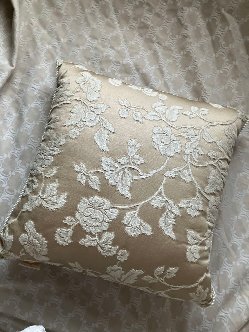 ジェニファーテイラー Jennifer Taylor クッション 5個