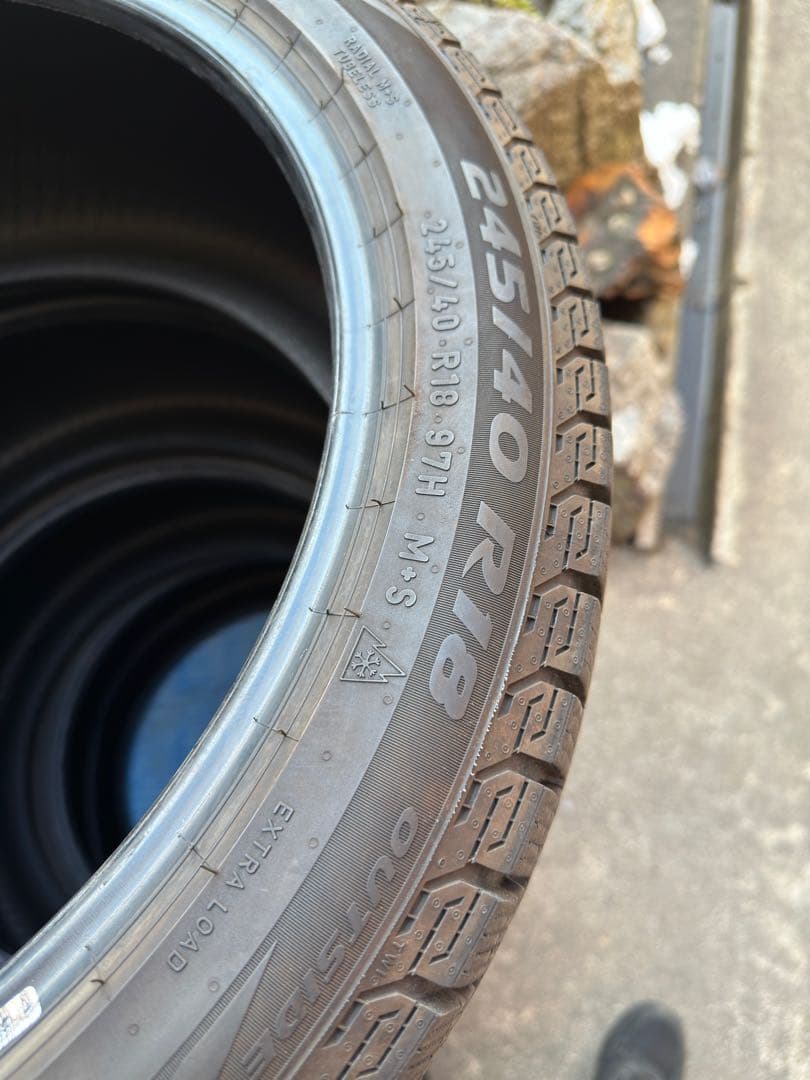 _とと_　ピレリ アイスゼロアシンメトリコ 245/40R18 4本