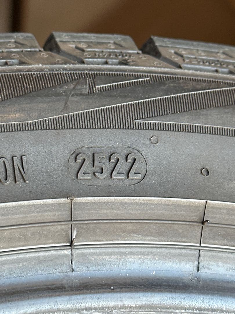 _とと_　ピレリ アイスゼロアシンメトリコ 245/40R18 4本