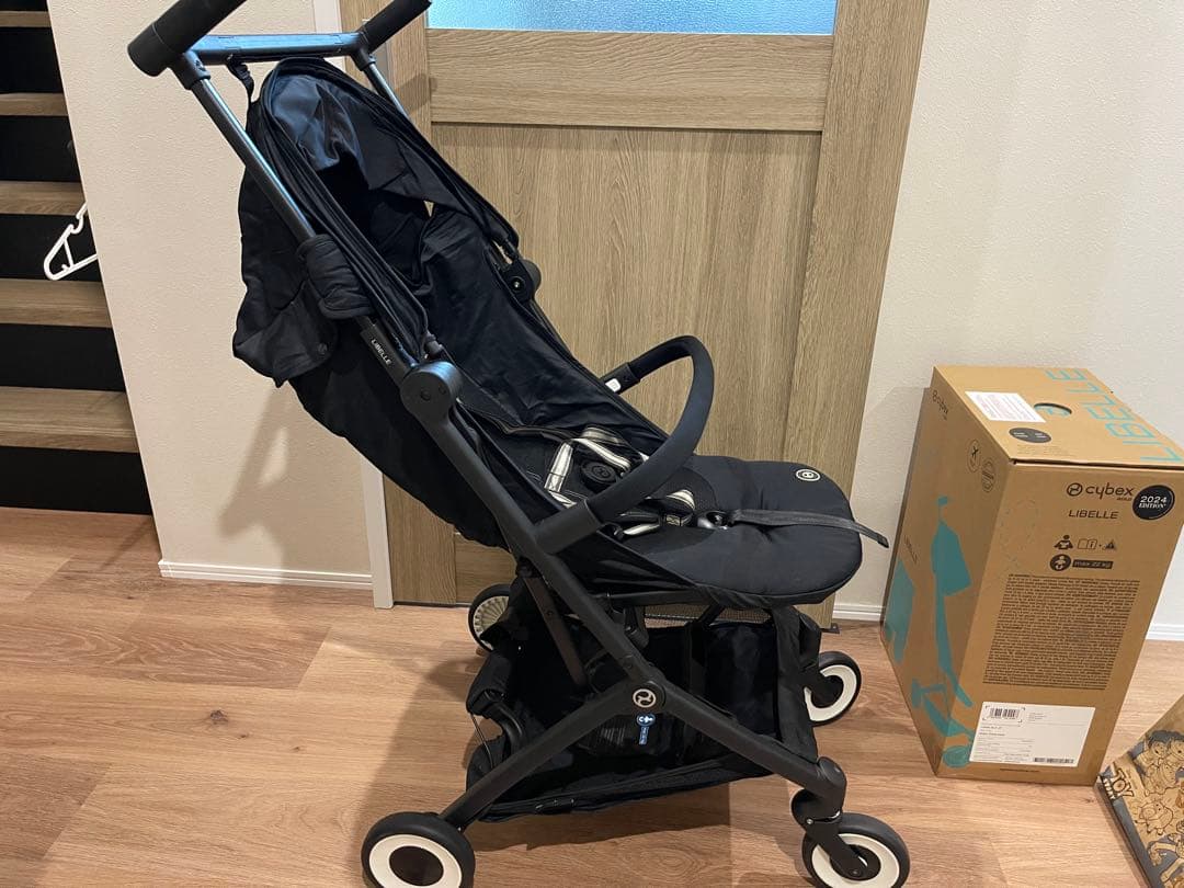 cybex リベル2024年モデル　バンパー　レインカバー付き