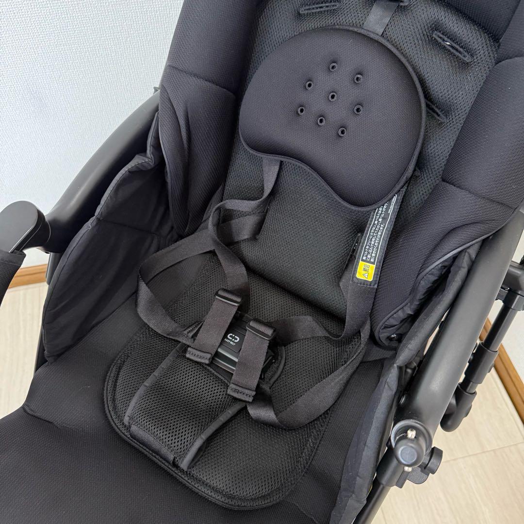 【極美品】アップリカ ラクーナクッションAG ベビーカー