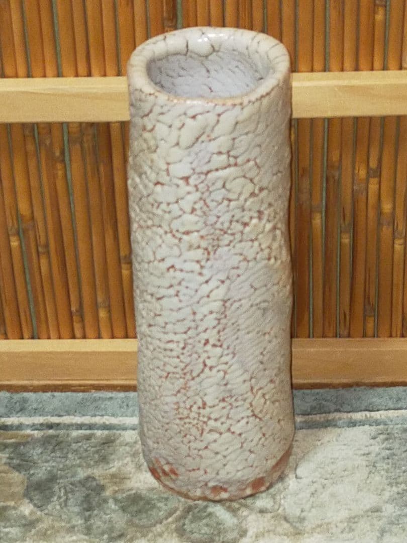 ♥花瓶　各務 周海　志野　共箱　梅花皮　花器