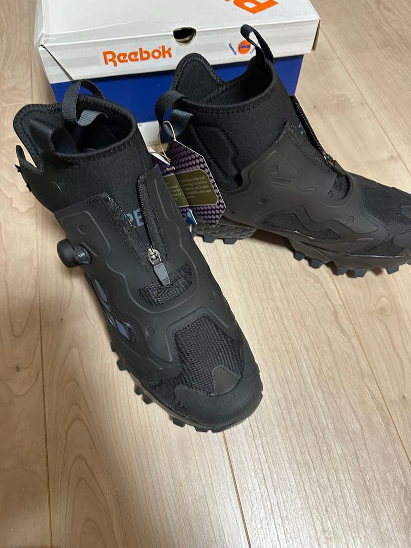 Reebok Pump ブラック スニーカー