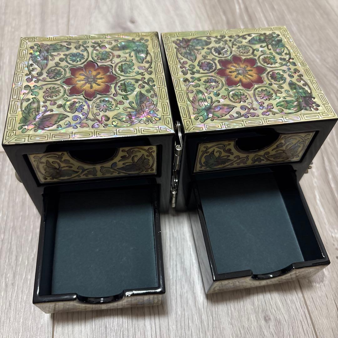 螺鈿細工 宝石箱　ジュエリーボックス 小物入れ　アクセサリーケース　ピンク系　蝶