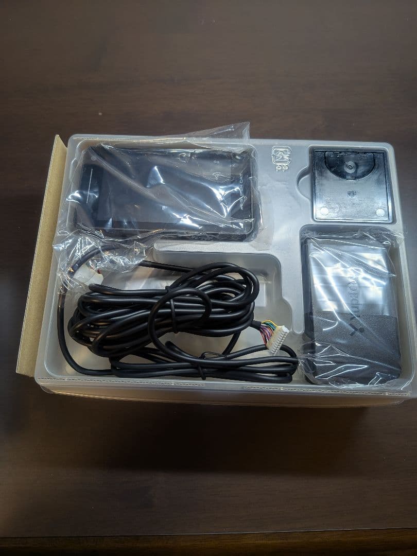 Yupiteru SUPER CAT LS2100 レーダー探知機本体