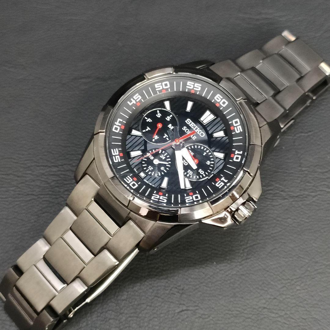美品　SEIKO　セイコー　ブラック　レッド　ステンレス　ソーラー　メンズ　時計