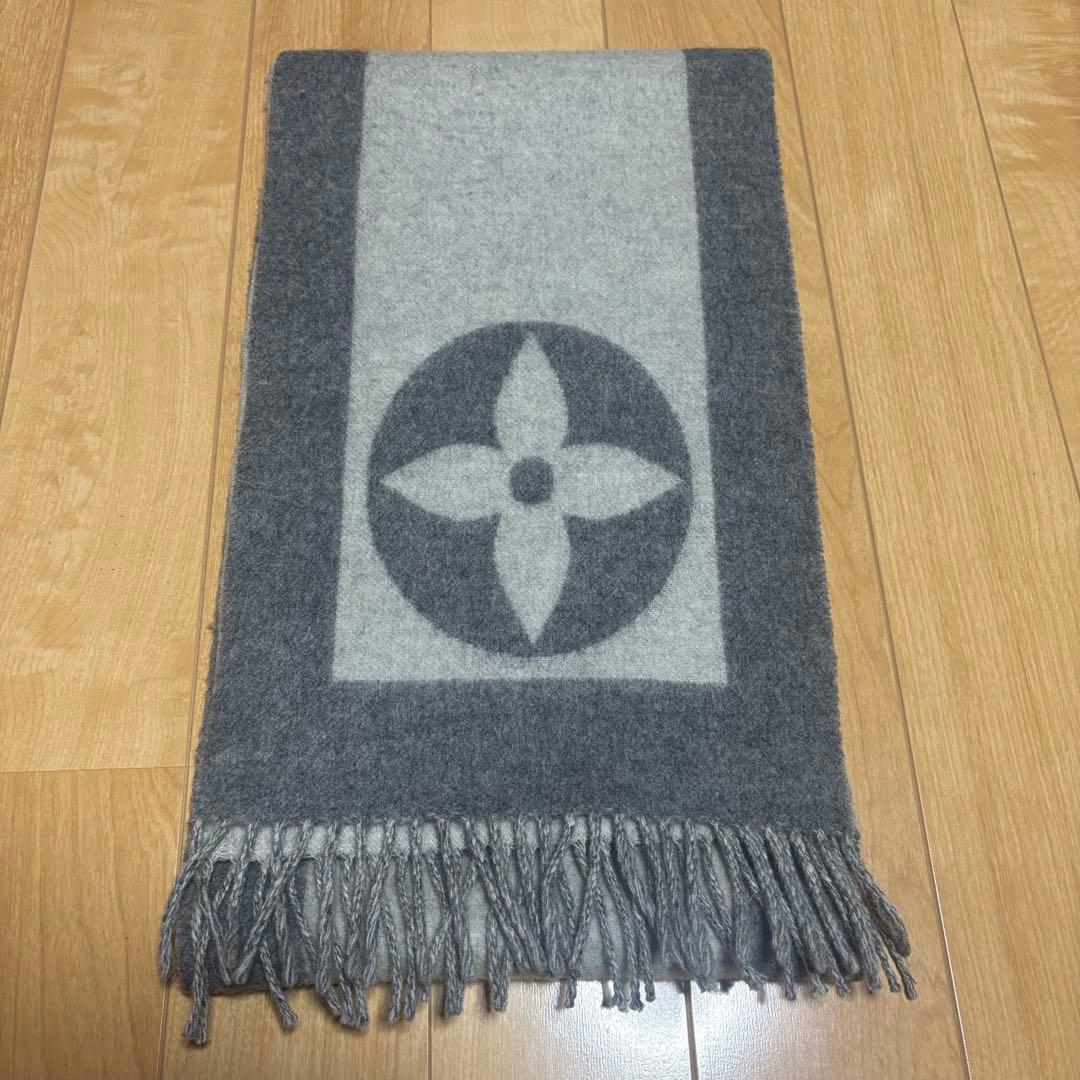 LOUIS VUITTON ルイヴィトン マフラー