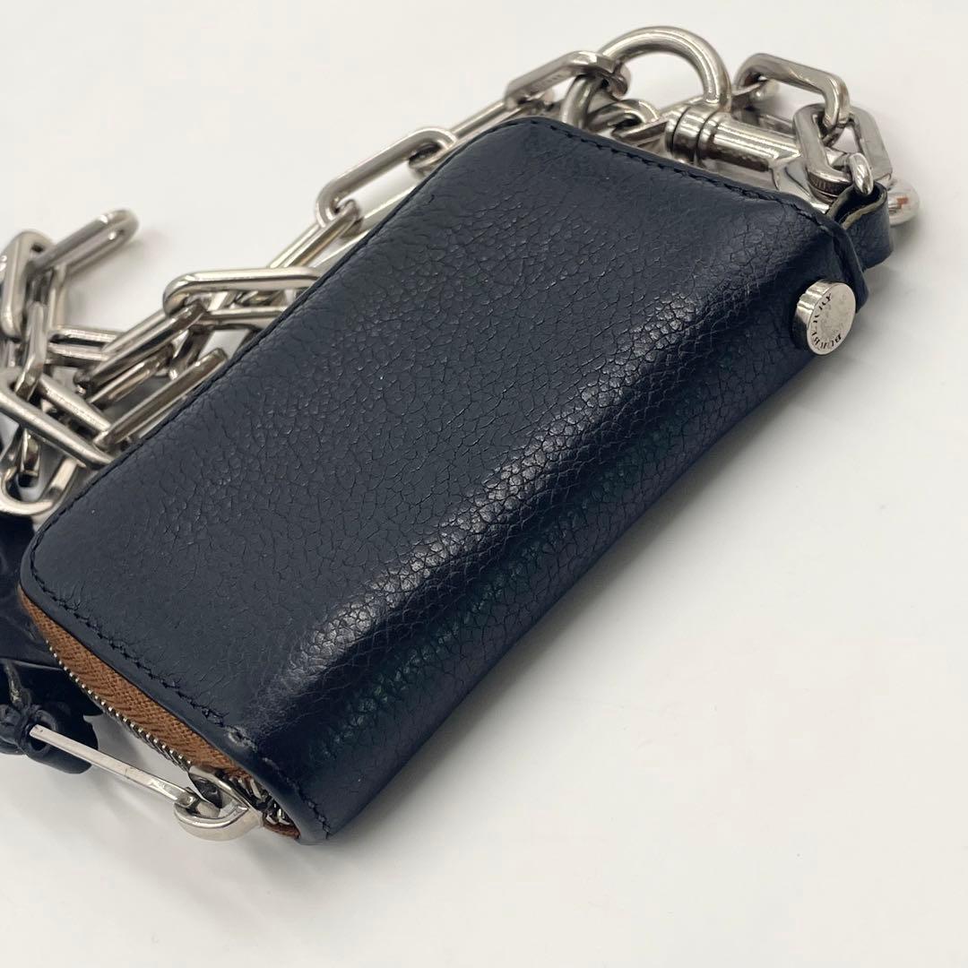BURBERRY ケース チェーン&ストラップ付きコンパクトウォレット黒