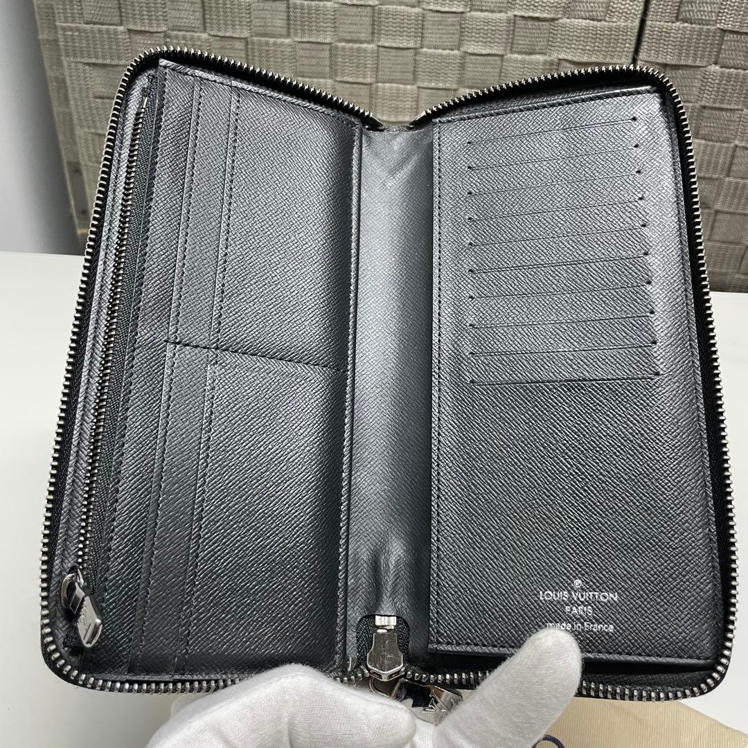 ゆ*ば様 LOUIS VUITTON ブラック モノグラムエクリプス　長財布