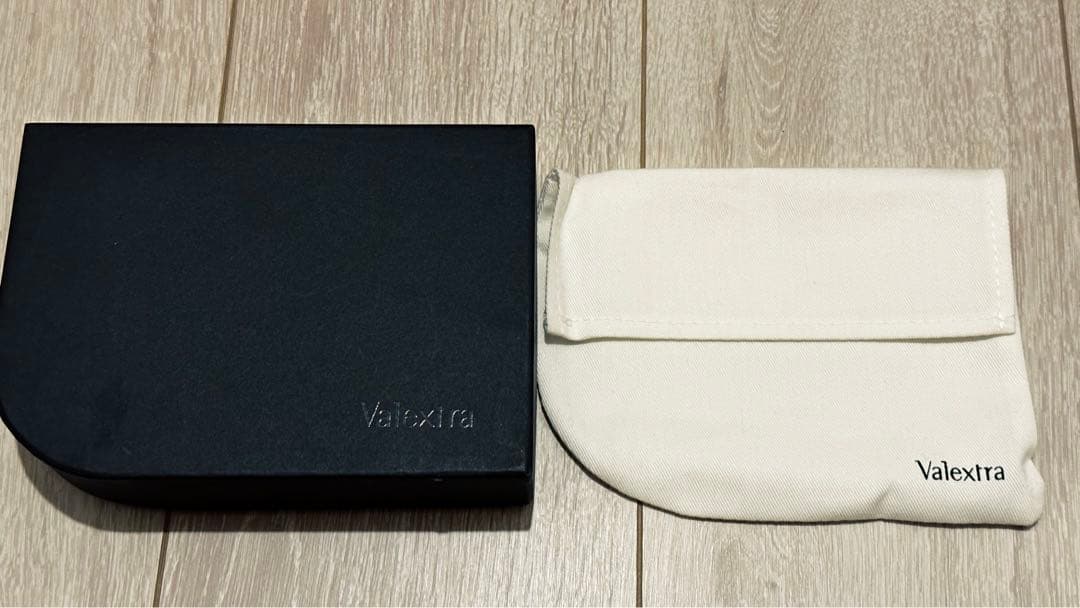 Valextra イジィデウォレット　ネイビー